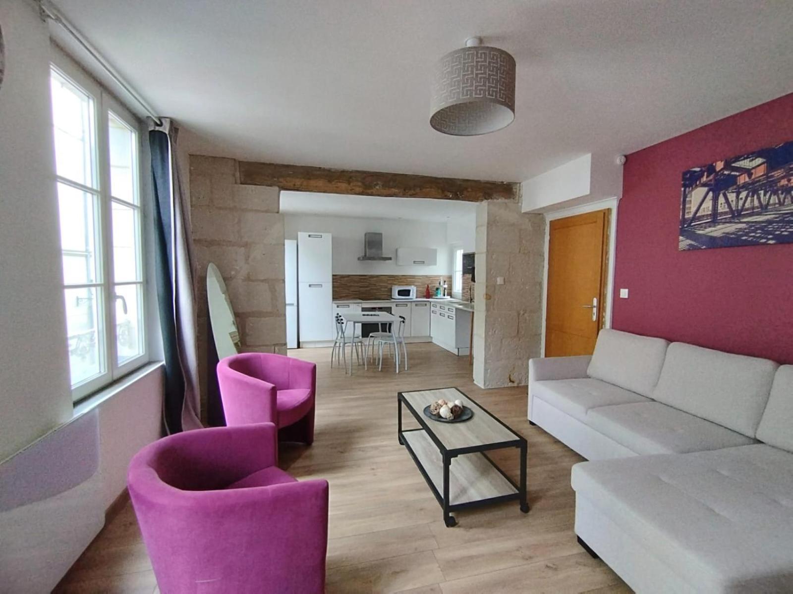Bel Appartement 50M2 En Plein Centre De Saumur Exteriör bild
